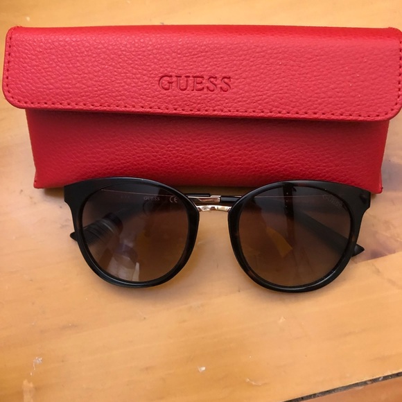 guess circle sunglasses